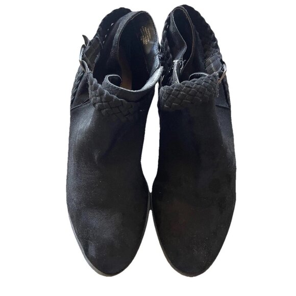 torrid Black 11605251 Faux Suede Ankle Boots Heel Life Stride Women’s Sz 11 - Picture 12 of 16